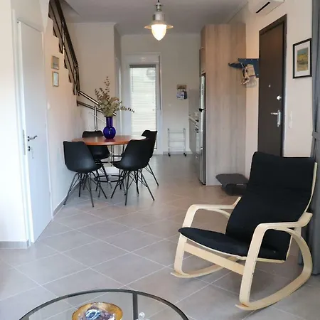 Дом отдыха Crystal Maisonette 2 *