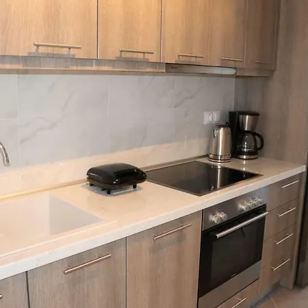 Crystal Maisonette 2 * Никити