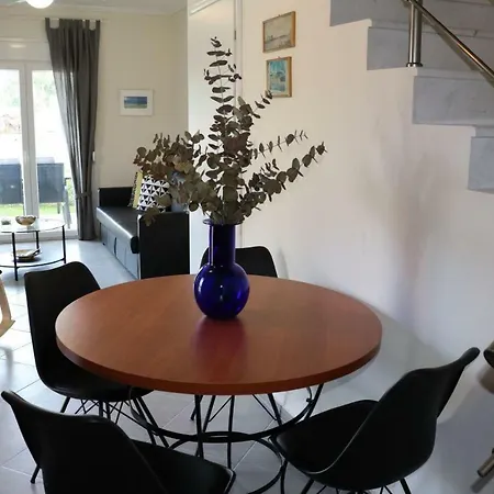 Crystal Maisonette 2 Никити