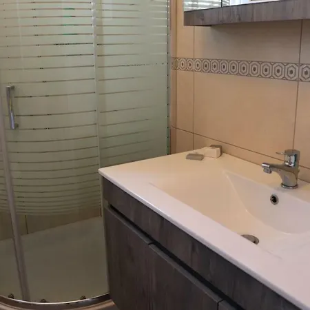 Holiday home Crystal Maisonette 2 *